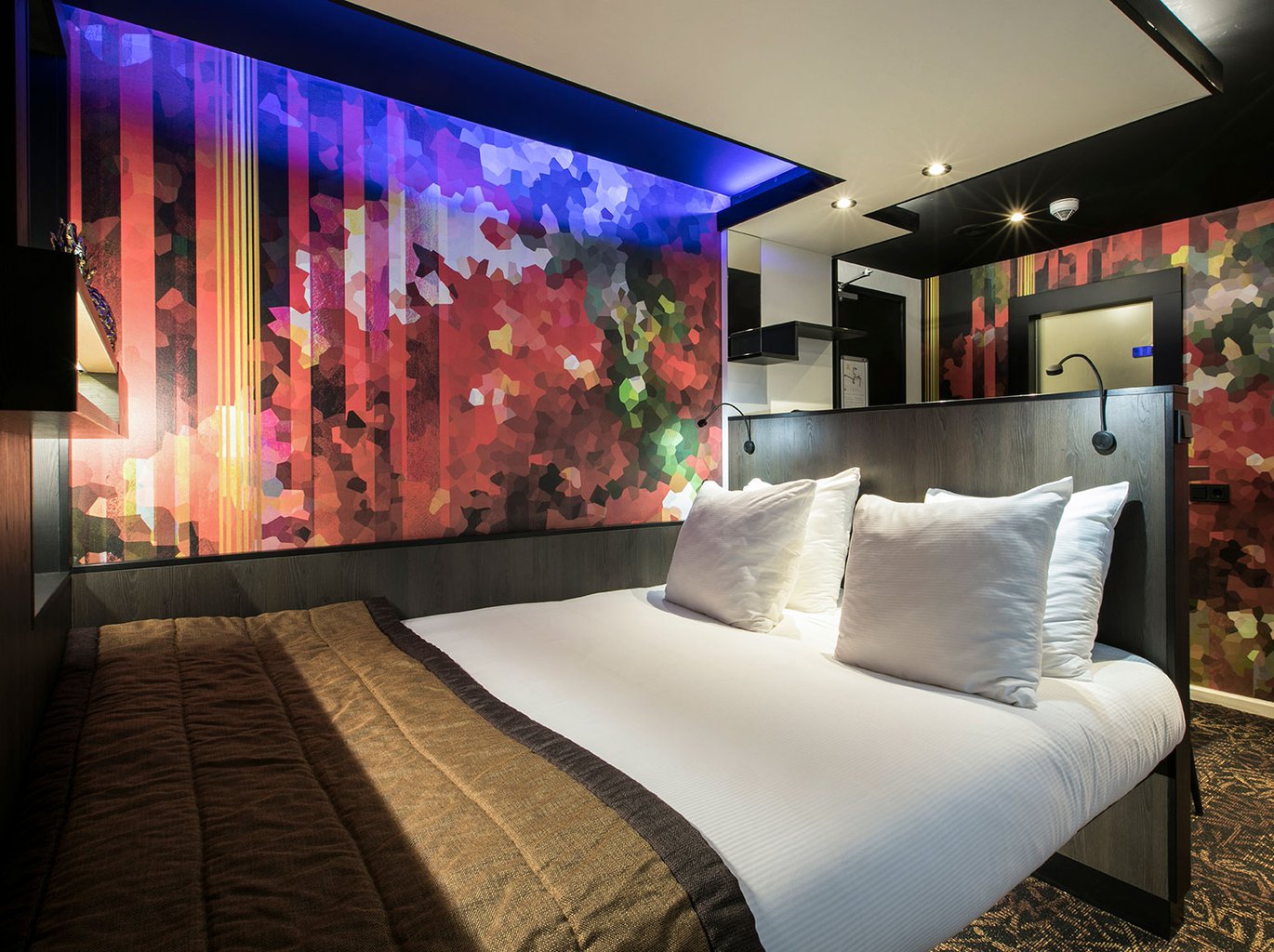 EH---EDEN-HOTEL-AMSTERDAM---SMALL-DOUBLE---1.jpg
