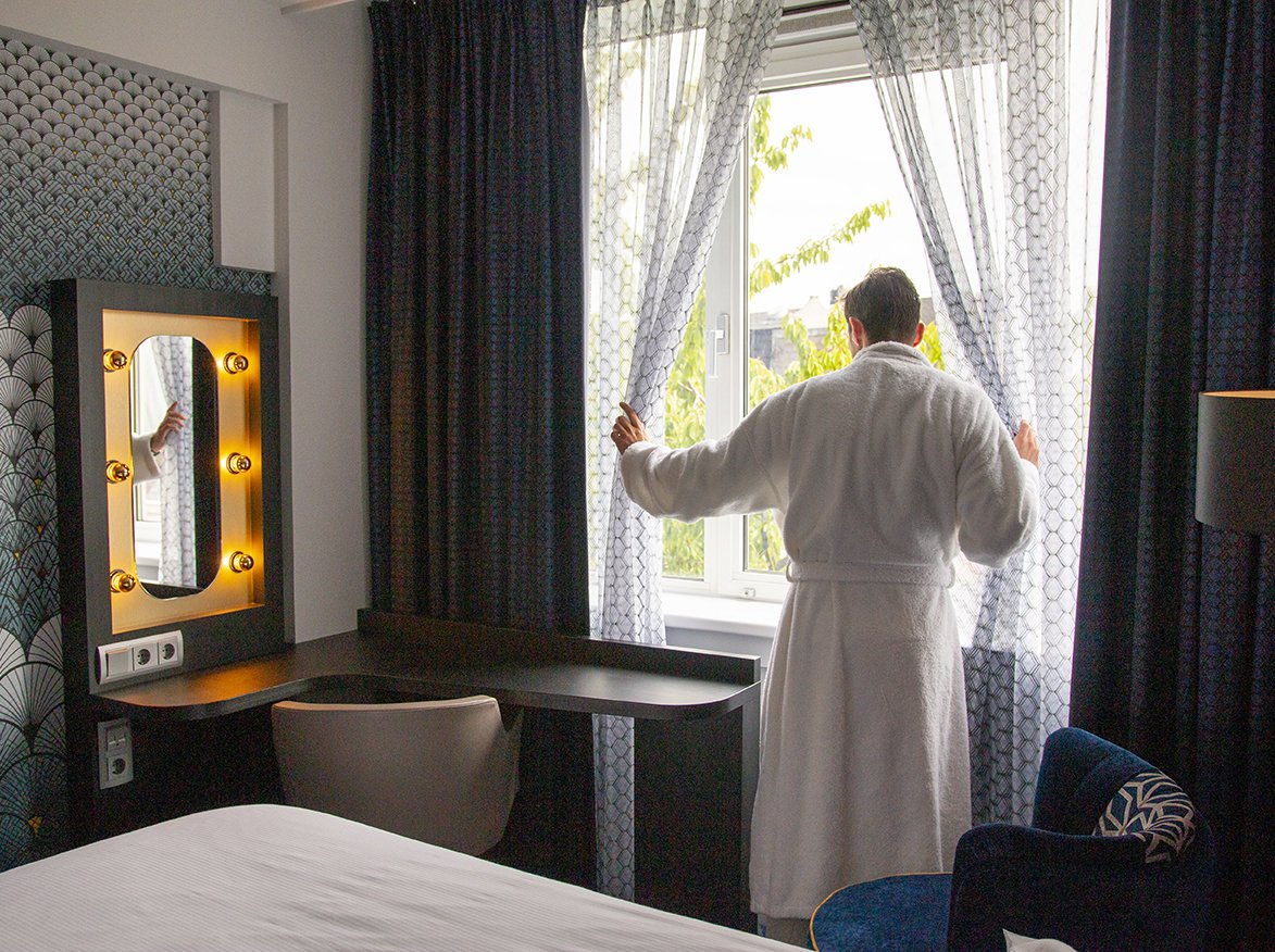 EH_EDEN HOTEL AMSTERDAM_SUPERIOR TWIN_04_WEB.jpg