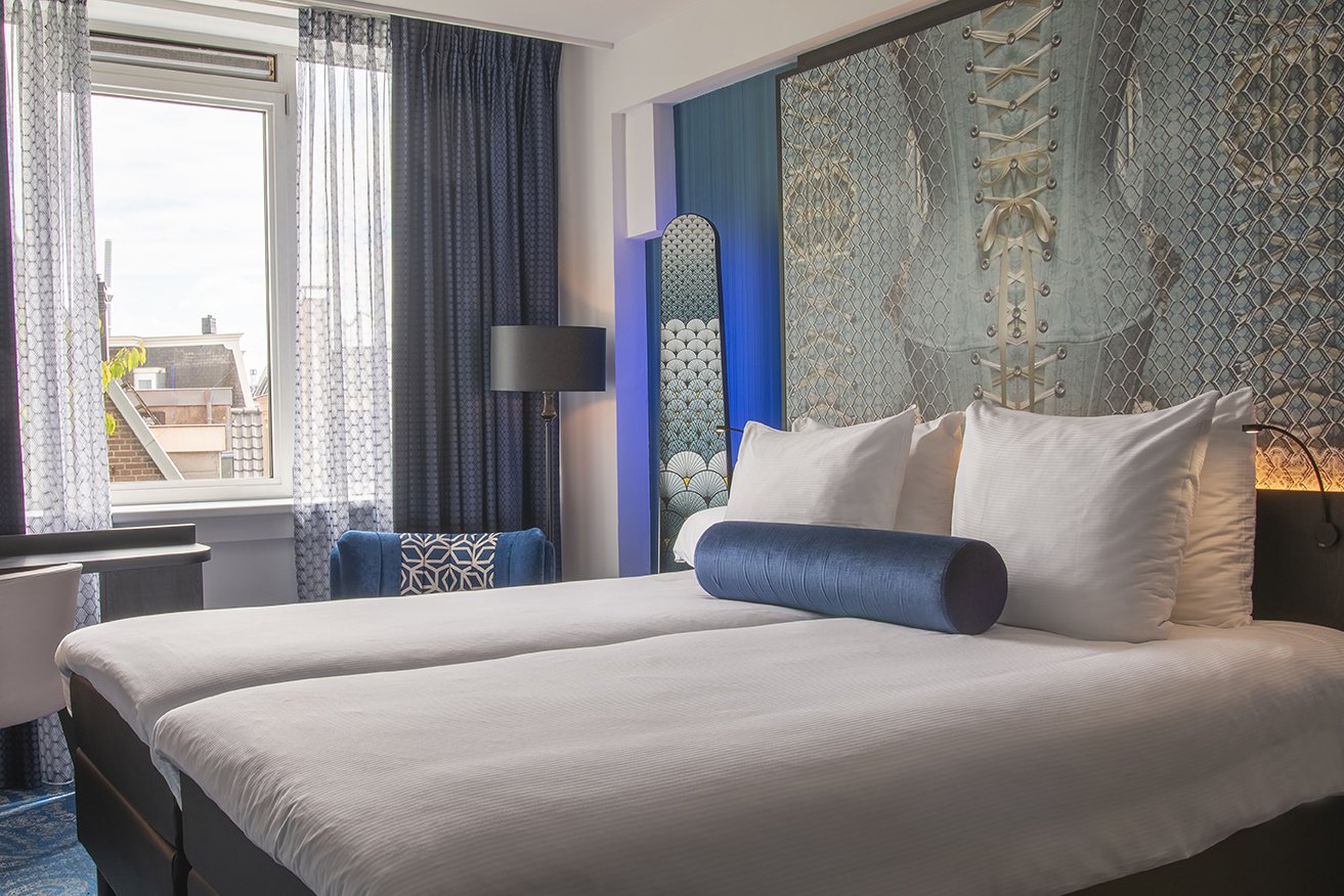 EH_EDEN HOTEL AMSTERDAM_SUPERIOR TWIN_01_WEB.jpg